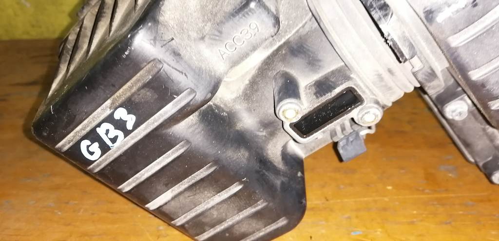 корпус воздушного фильтра Honda Freed