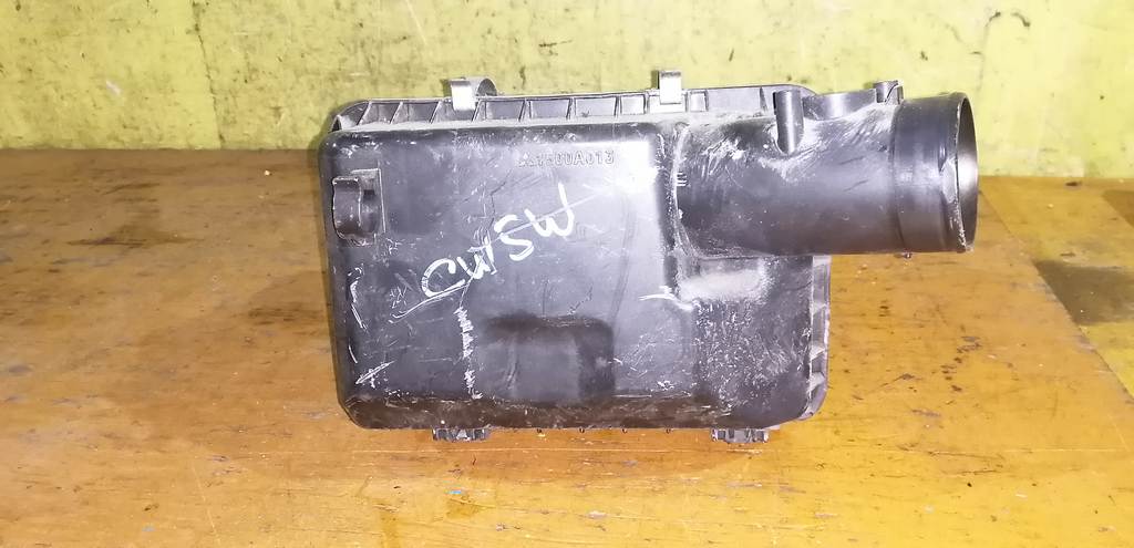 корпус воздушного фильтра Mitsubishi Outlander