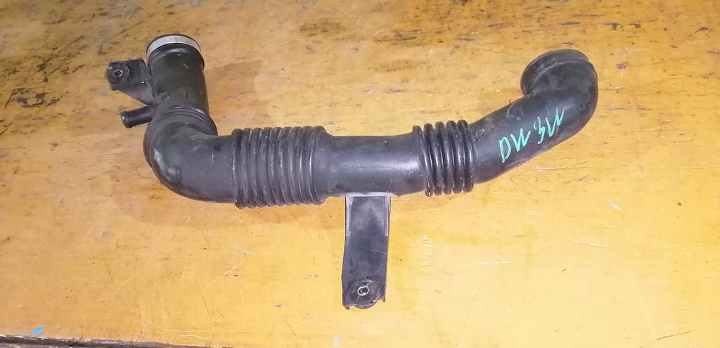 гофра воздушного фильтра Mazda Demio