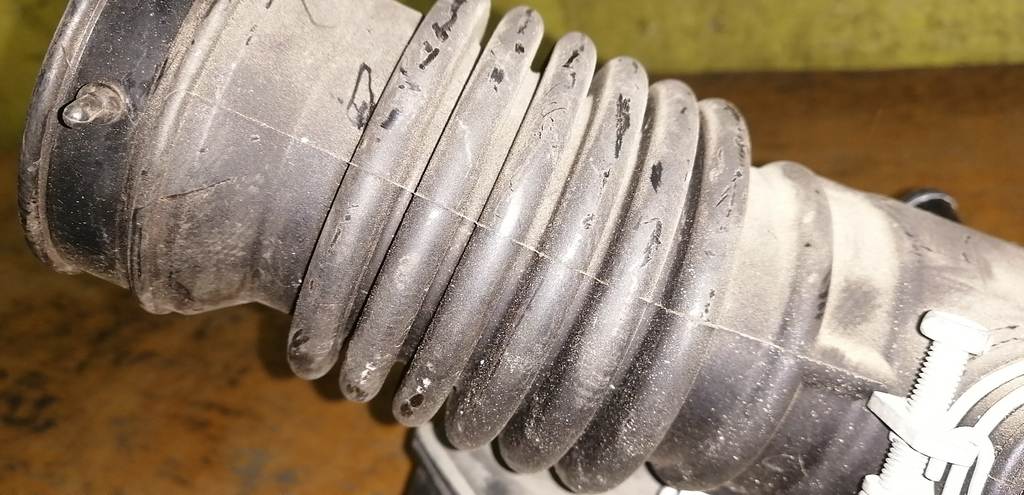 гофра воздушного фильтра Nissan Presage