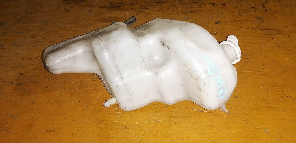 бачок расширительный Mitsubishi Outlander