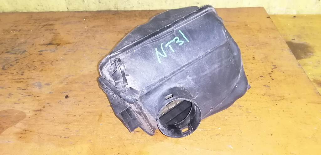 корпус воздушного фильтра Nissan X-Trail