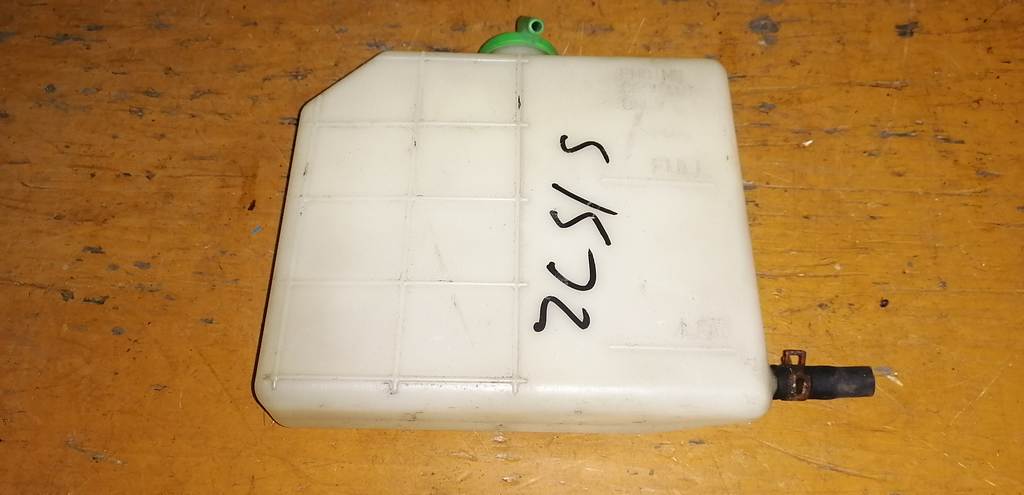 бачок расширительный Suzuki Swift