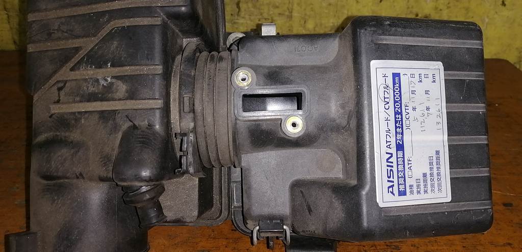 корпус воздушного фильтра Honda Fit