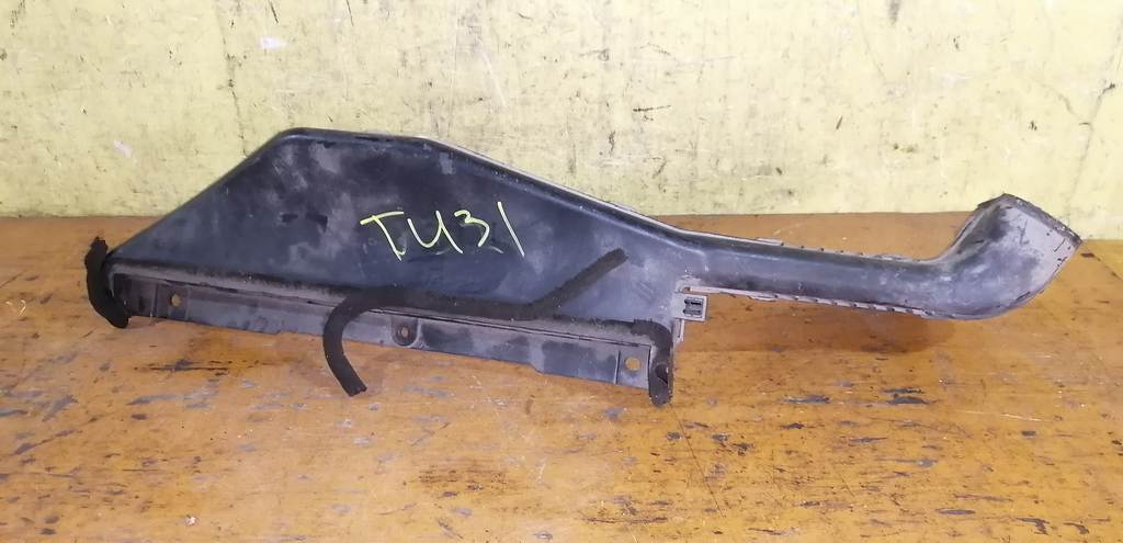 воздухозаборник Nissan Presage