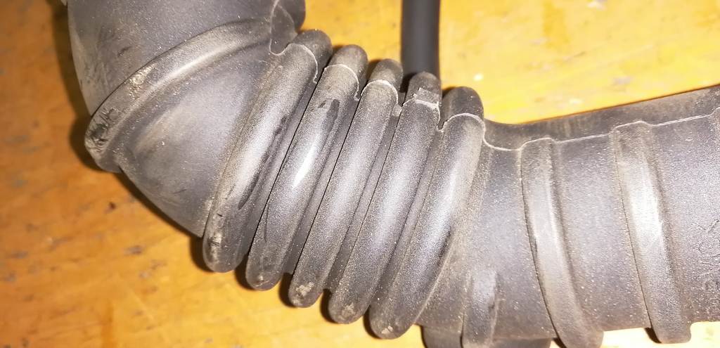 гофра воздушного фильтра Mitsubishi Colt