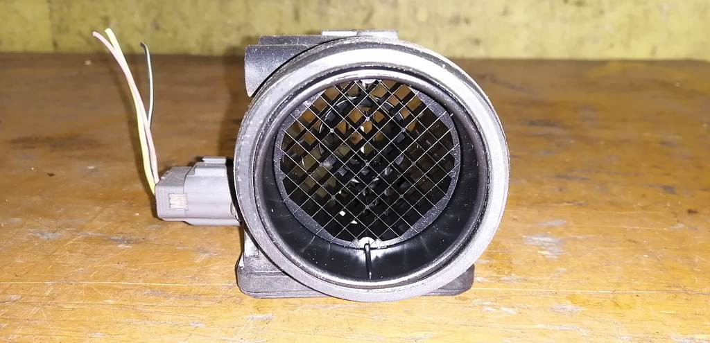 датчик расхода воздуха Mazda Demio