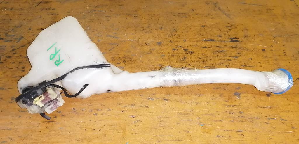 бачок омывателя Honda Elysion