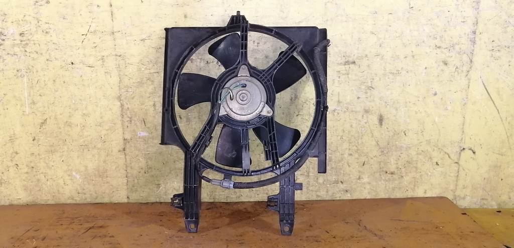 вентилятор радиатора Nissan Cube