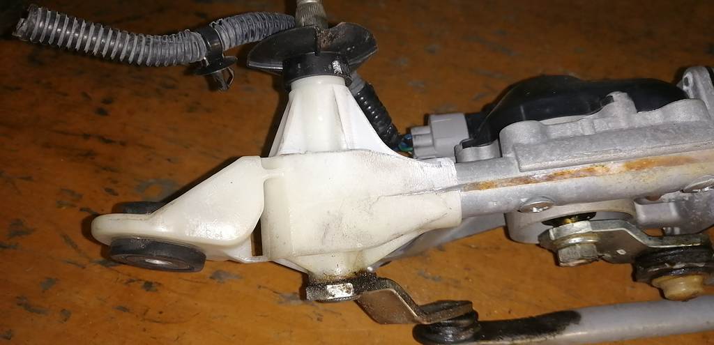 трапеция дворников Honda Fit