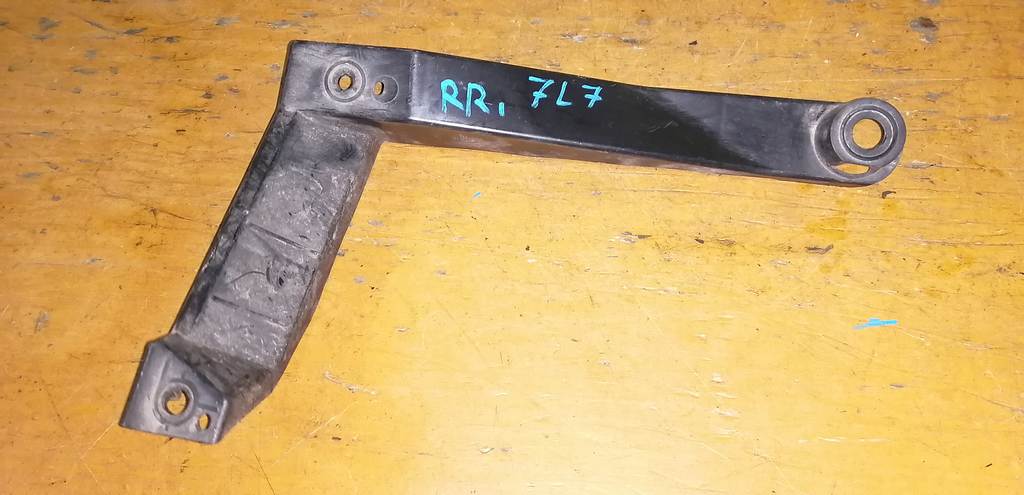 крепеж бампера Volkswagen Touareg