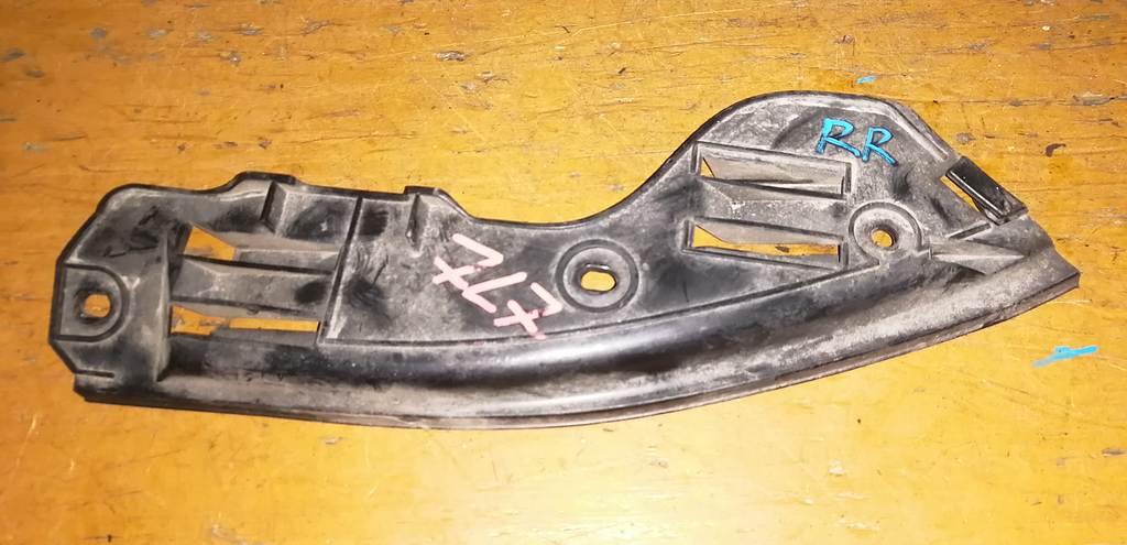 крепеж бампера Volkswagen Touareg