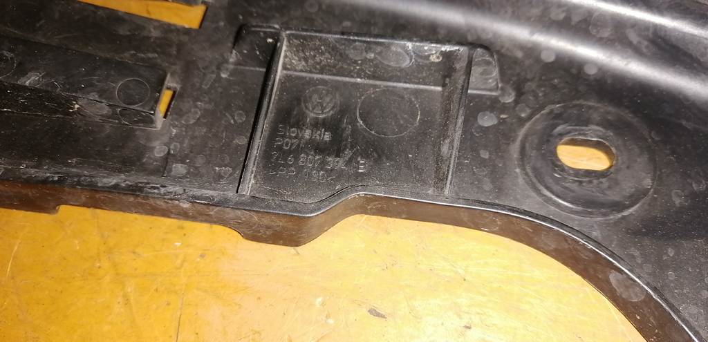 крепеж бампера Volkswagen Touareg