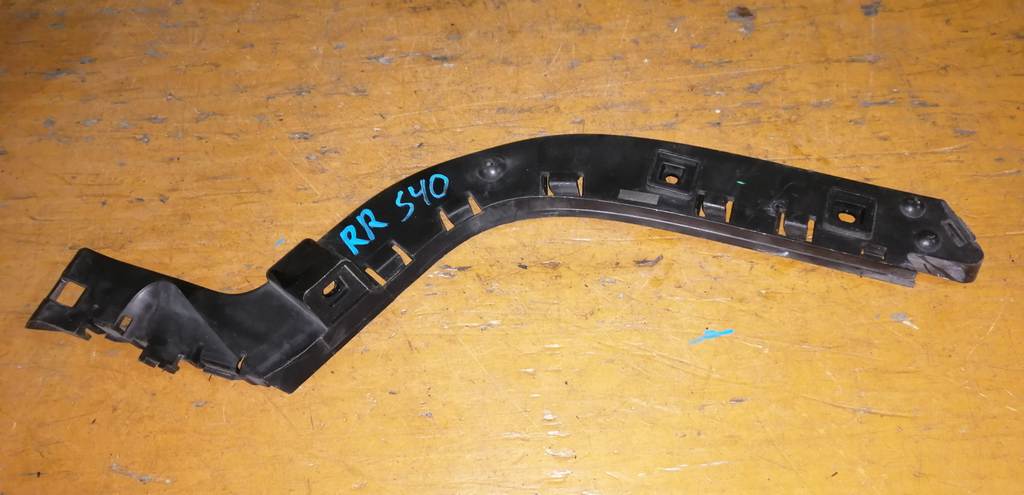 крепеж бампера Volvo S40