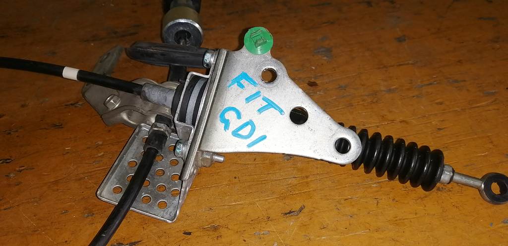 трос переключения акпп Honda Fit