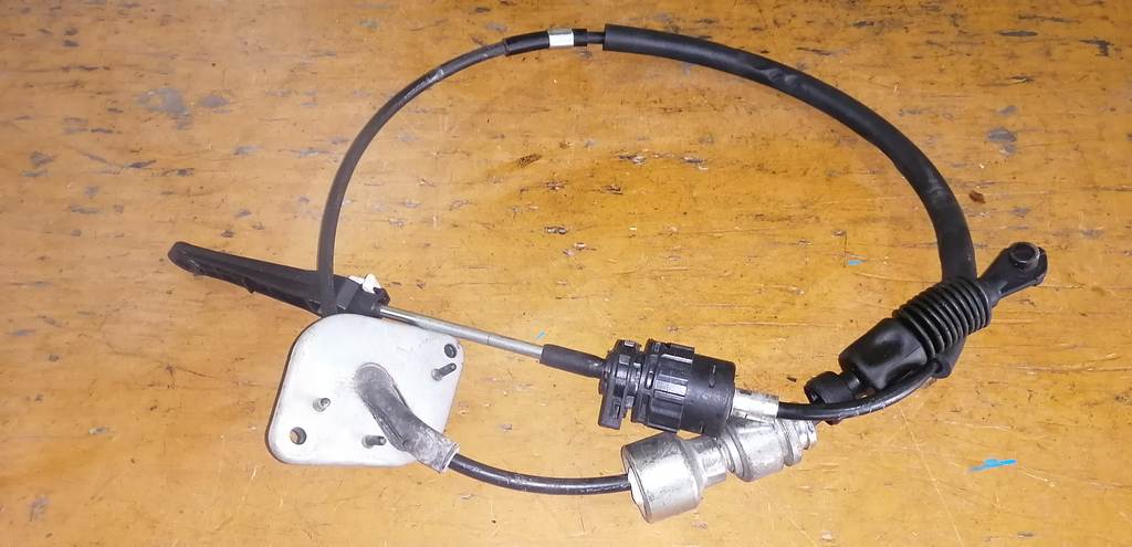 трос переключения акпп Suzuki Solio