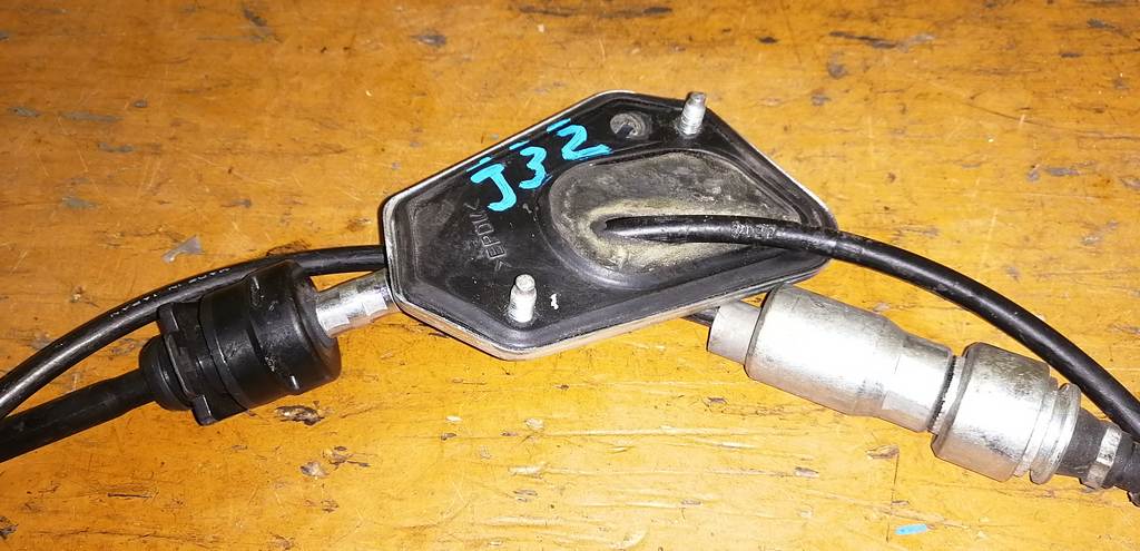 трос переключения акпп Nissan Teana