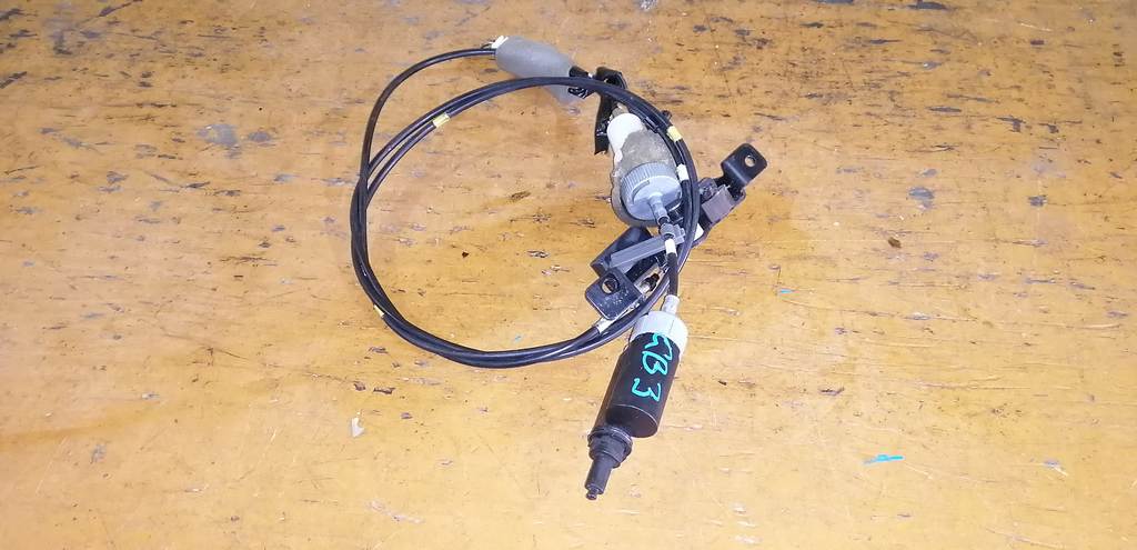 тросик лючка бака Honda Freed