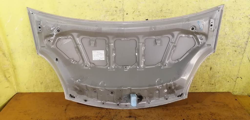 капот Toyota Passo