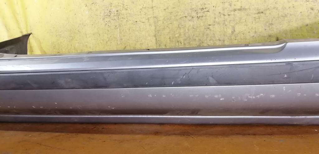 бампер Nissan Sunny