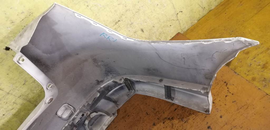 бампер Honda Elysion