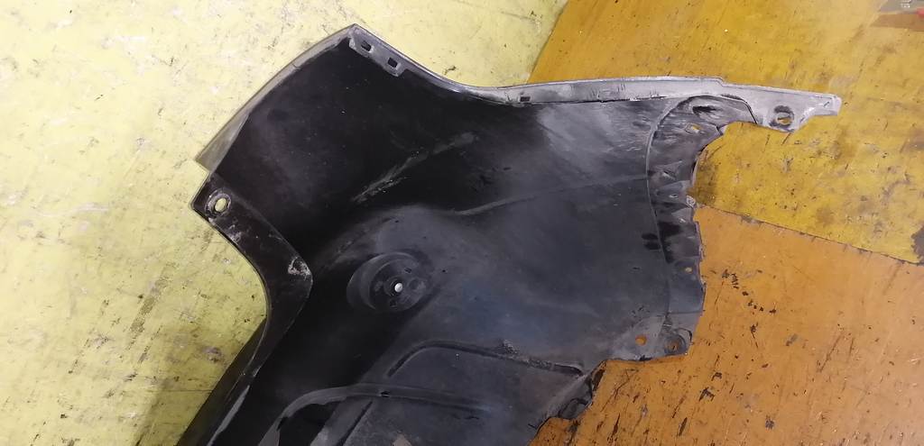 бампер Nissan Dualis