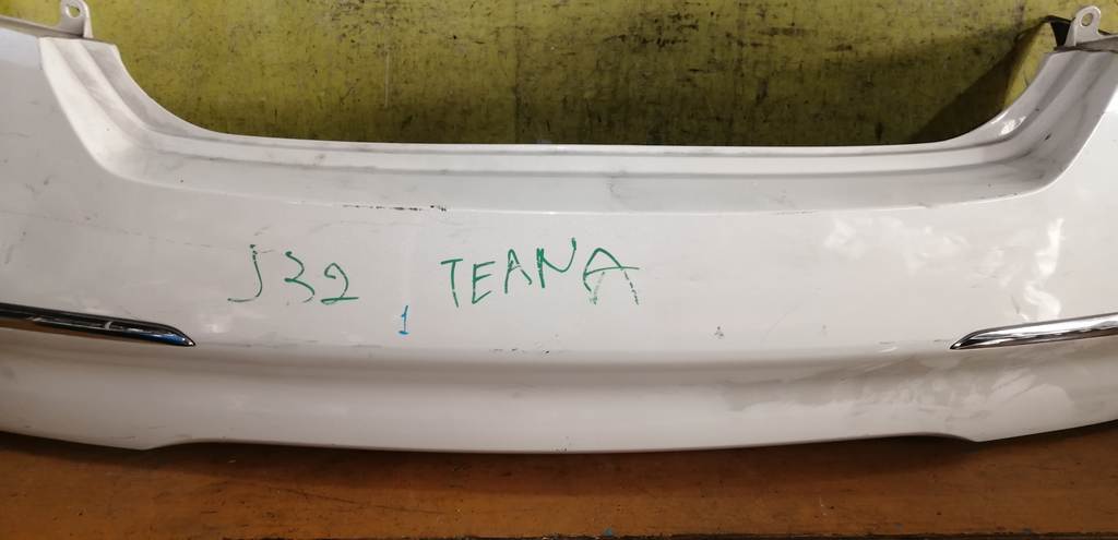 бампер Nissan Teana