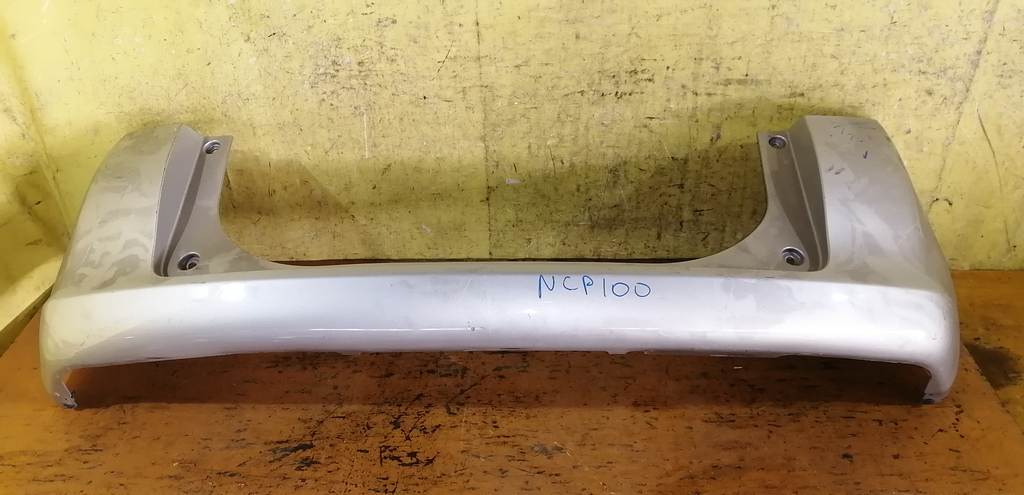 бампер Toyota Ractis