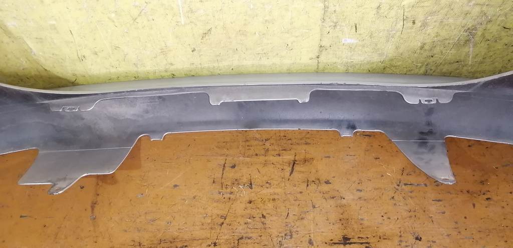 бампер Toyota Ractis