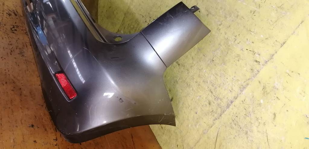 бампер Nissan Note