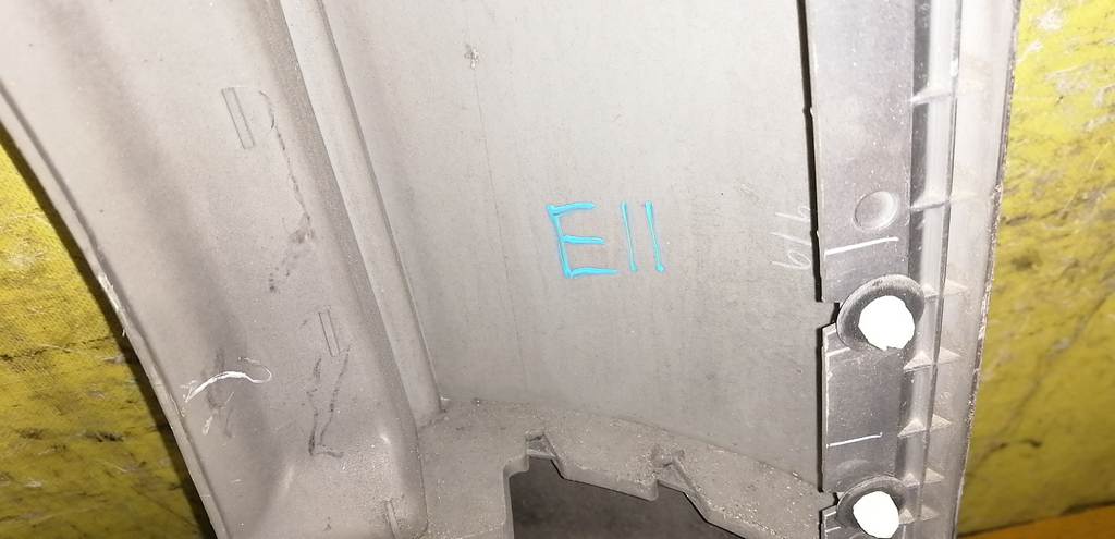 бампер Nissan Note