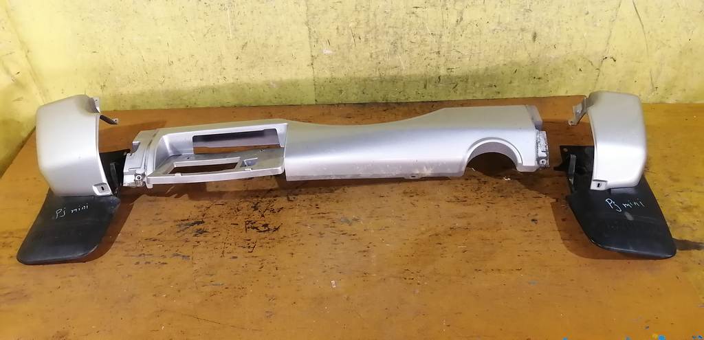 бампер Mitsubishi Pajero Mini