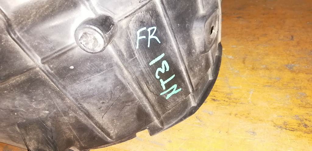 подкрылок Nissan X-Trail