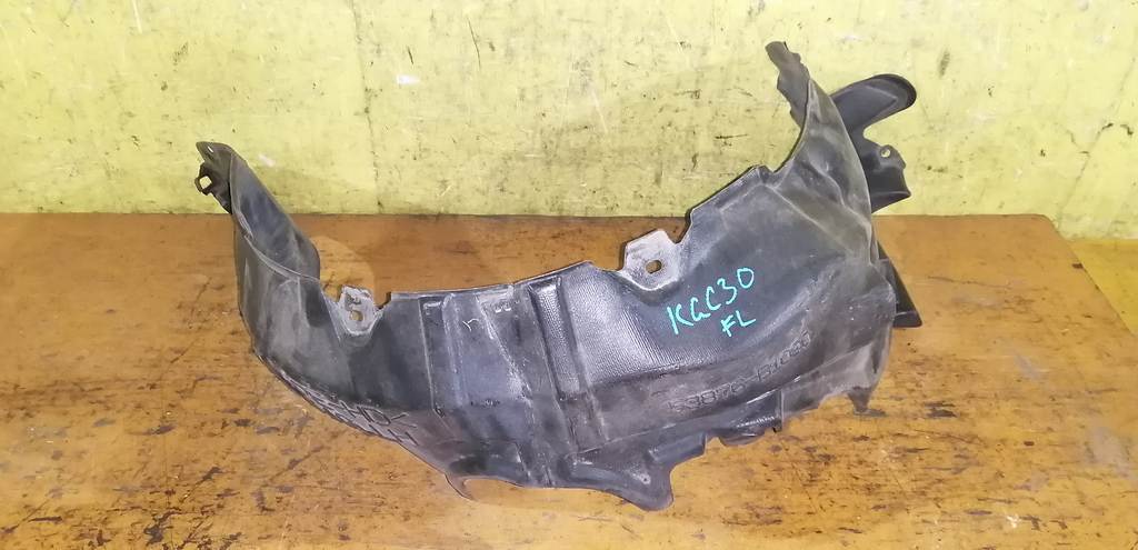 подкрылок Toyota Passo