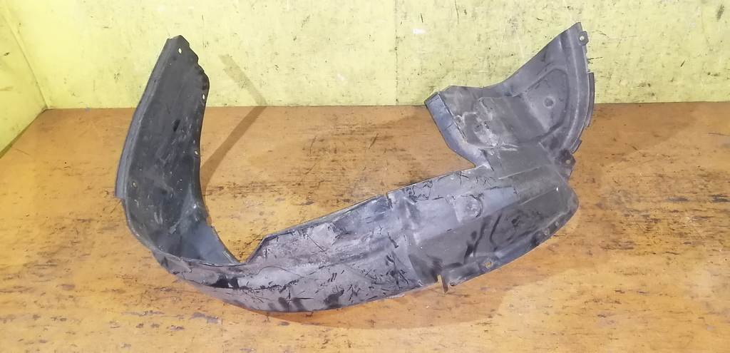 подкрылок Suzuki Swift