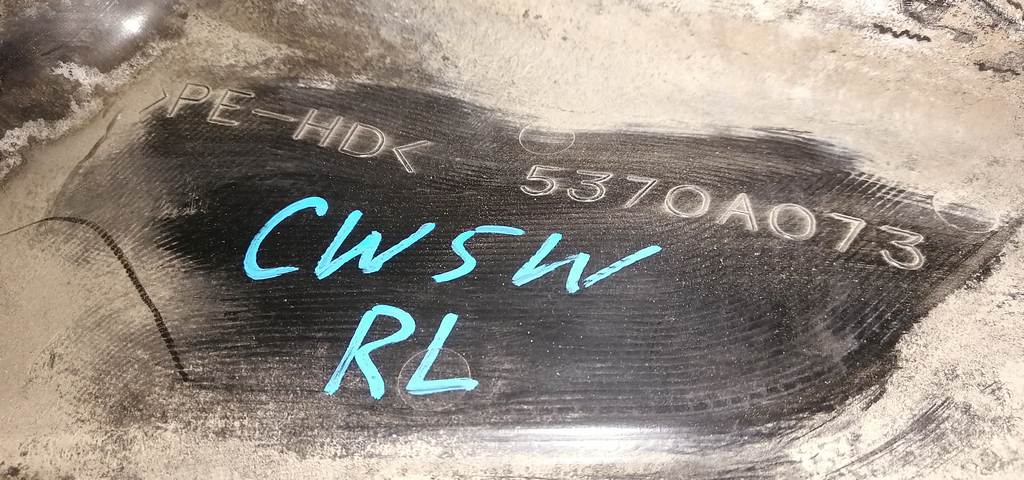 подкрылок Mitsubishi Outlander