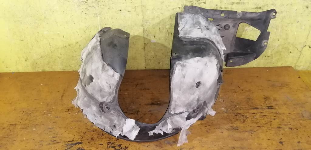 подкрылок Citroen C3