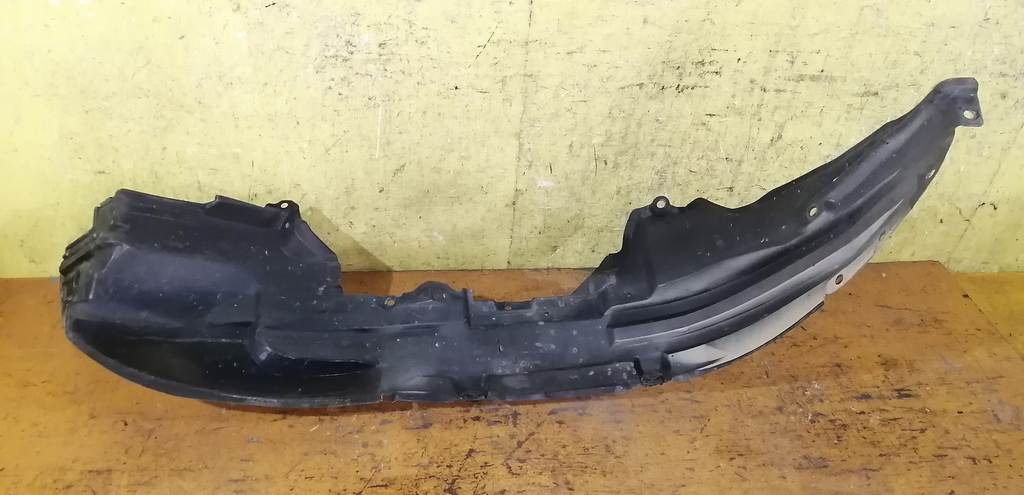 подкрылок Nissan X-Trail