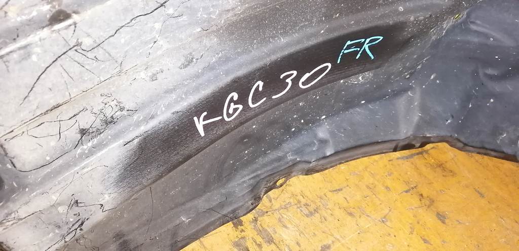 подкрылок Toyota Passo