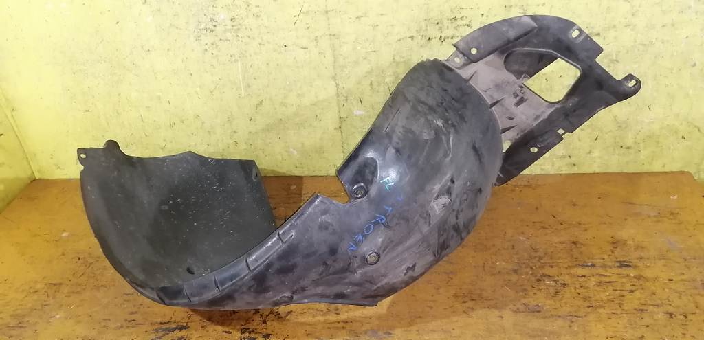 подкрылок Citroen C3