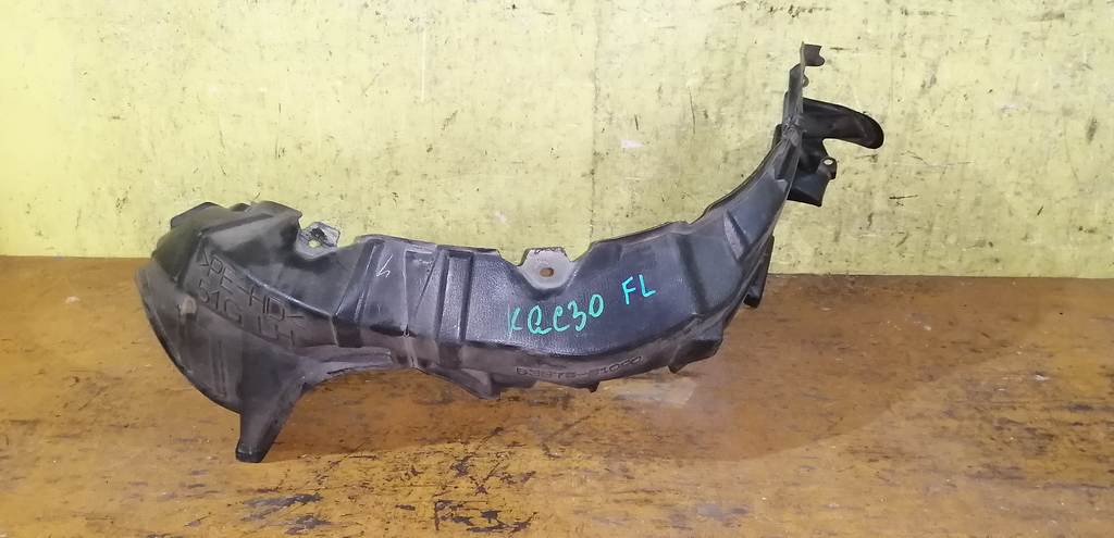 подкрылок Toyota Passo