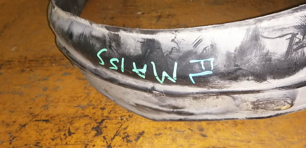 подкрылок Suzuki Solio