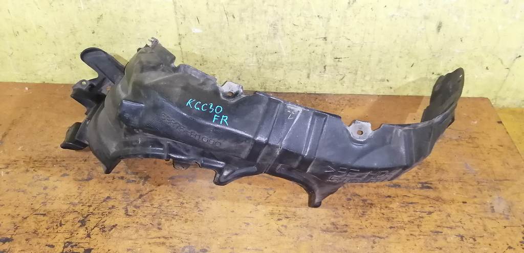 подкрылок Toyota Passo