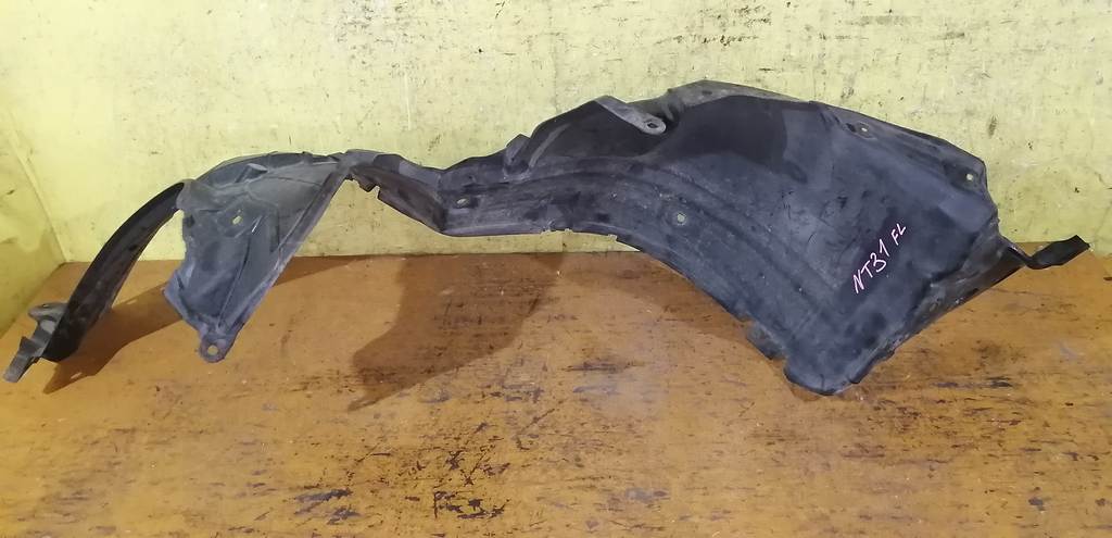 подкрылок Nissan X-Trail