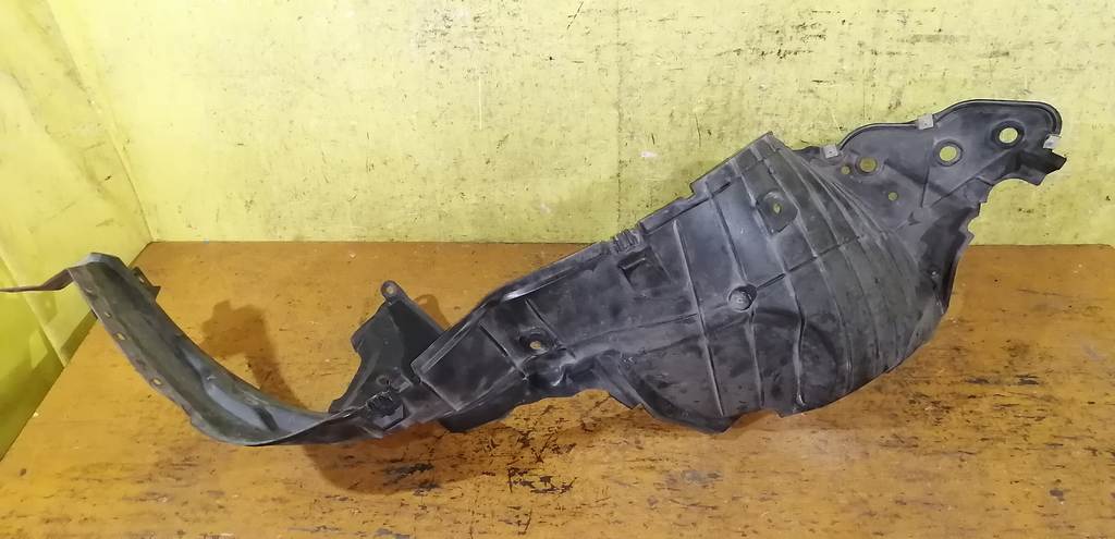 подкрылок Nissan X-Trail