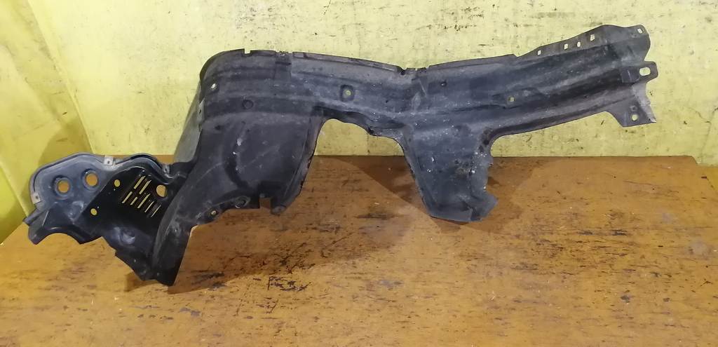 подкрылок Nissan X-Trail