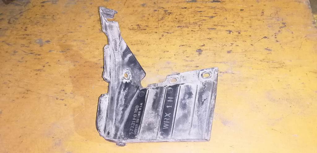 подкрылок Subaru Impreza