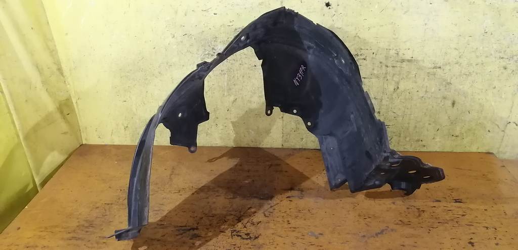 подкрылок Nissan X-Trail