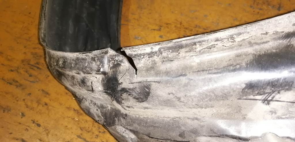 подкрылок Subaru Impreza