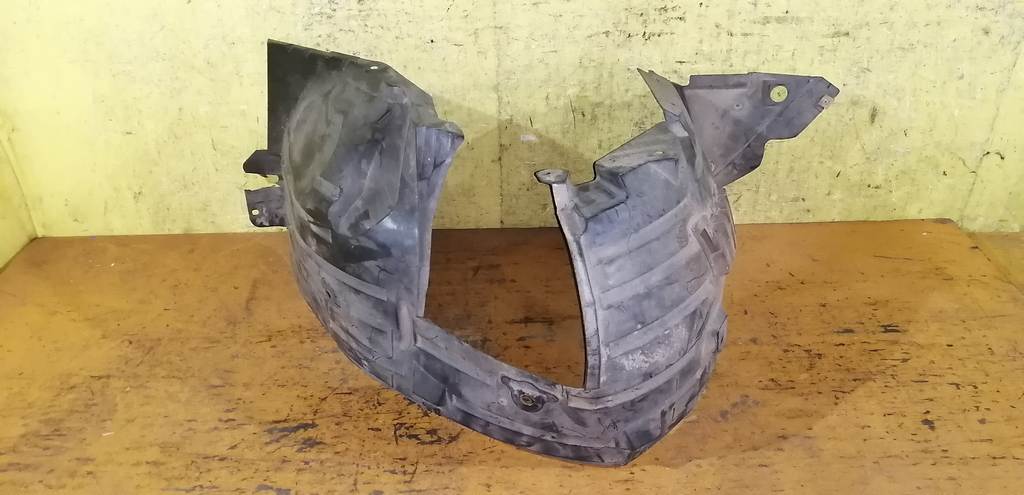 подкрылок Nissan Dualis